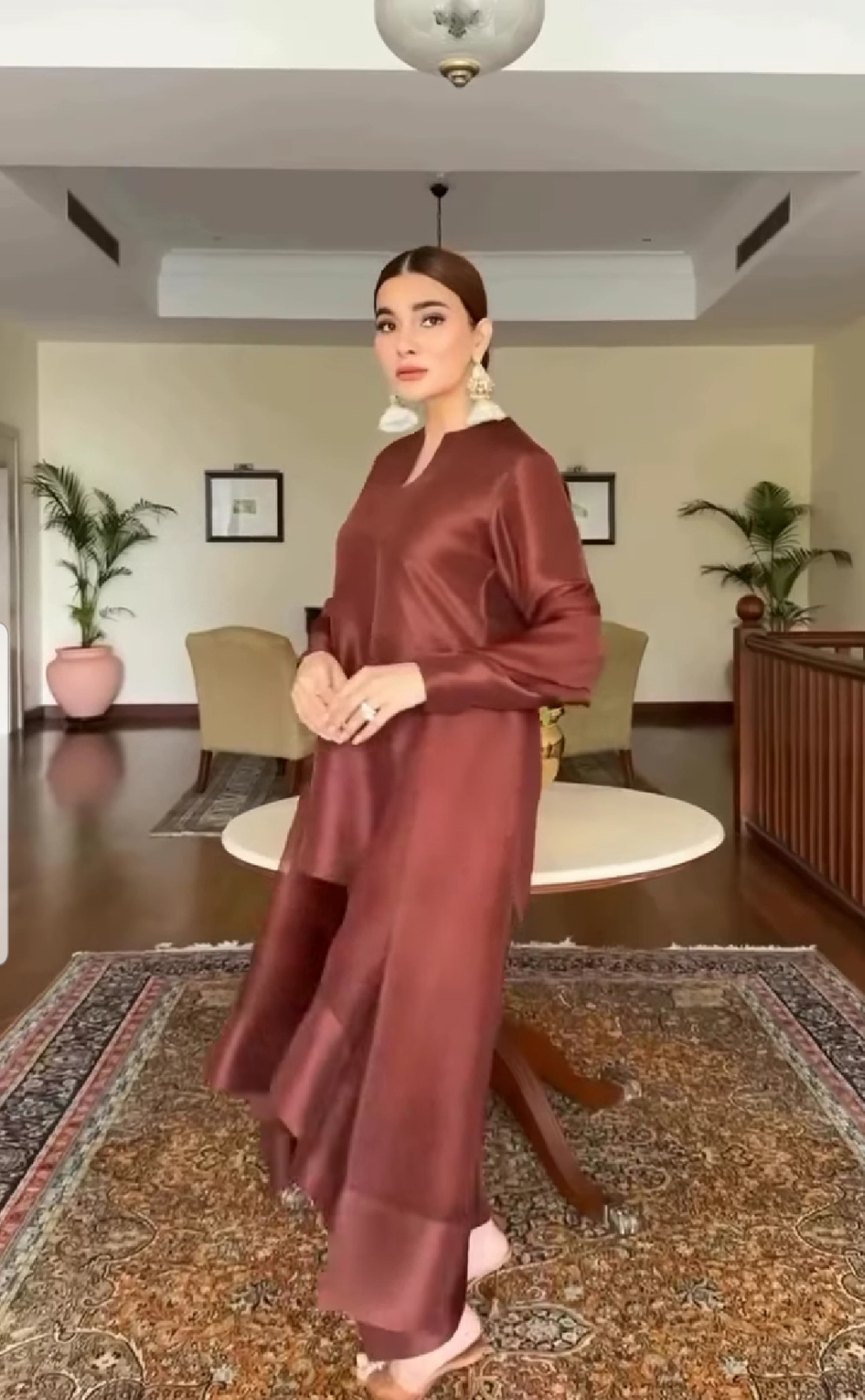 Bow Farshi Shalwar In Black By Maheen Closet ❤️